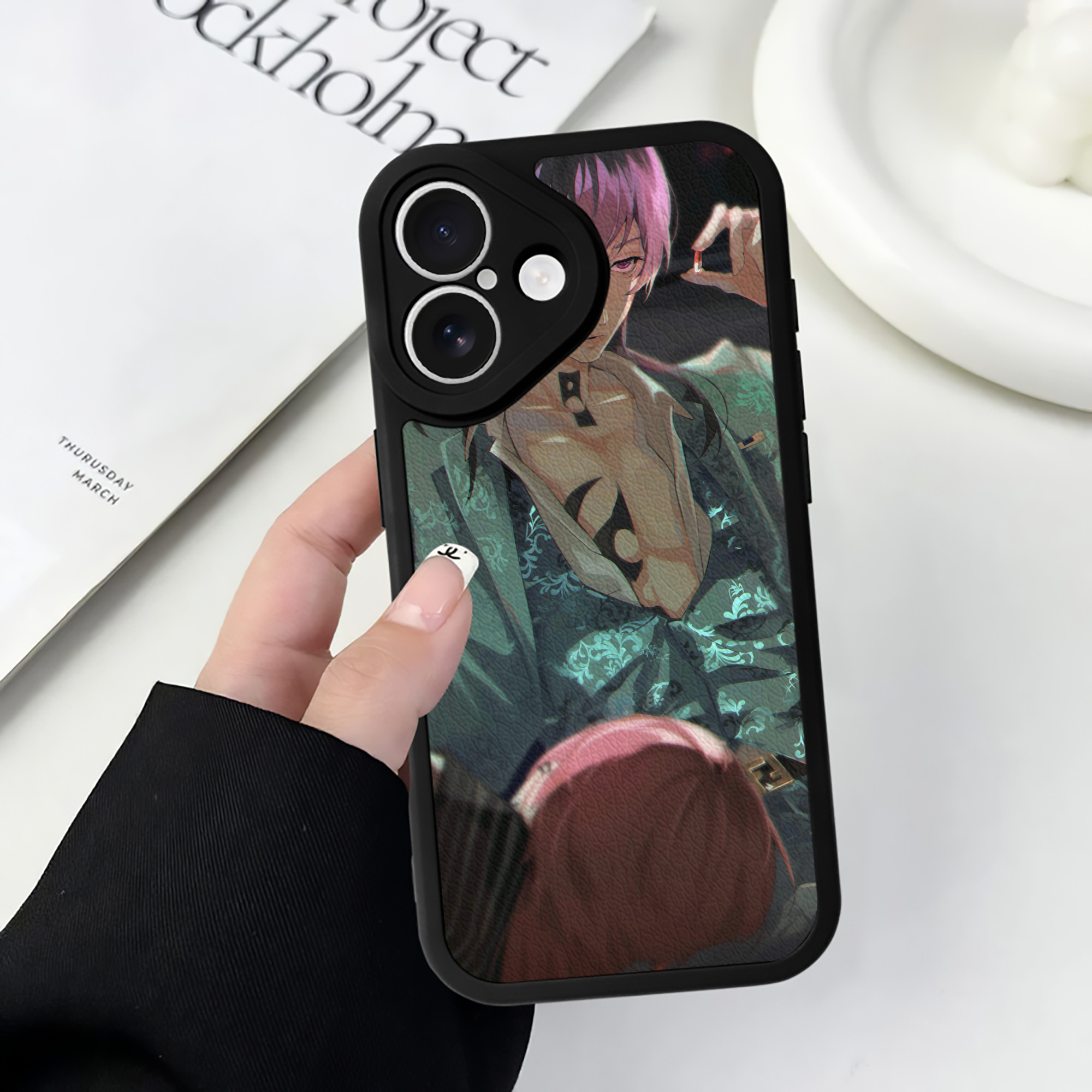 （画像用） 東京リベンジャーズ Tokyo Revengers 【iPhone 16シリーズ対応】シリコンスマホケース（レザー調） 材質：シリコン